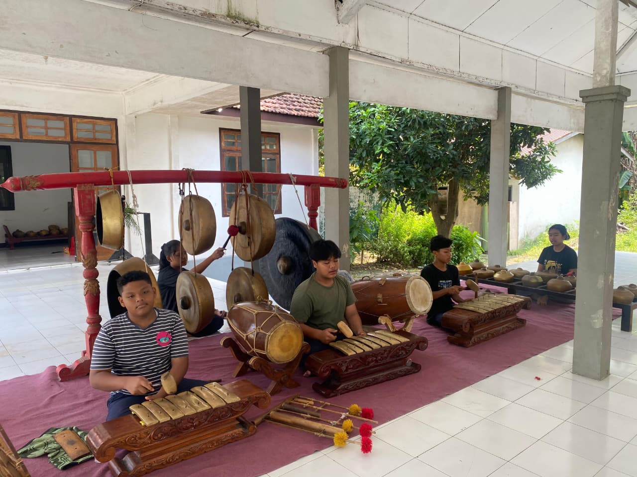 Cerita di Balik Lensa: Harmoni Melodi Panji Laras